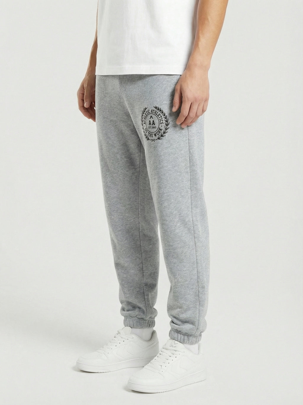 Essential Crest Sweatpants Grey