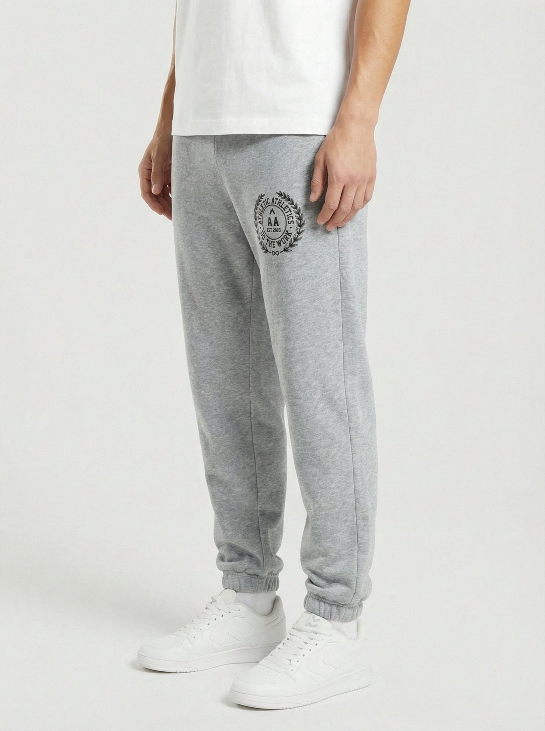 Essential Crest Sweatpants Grey